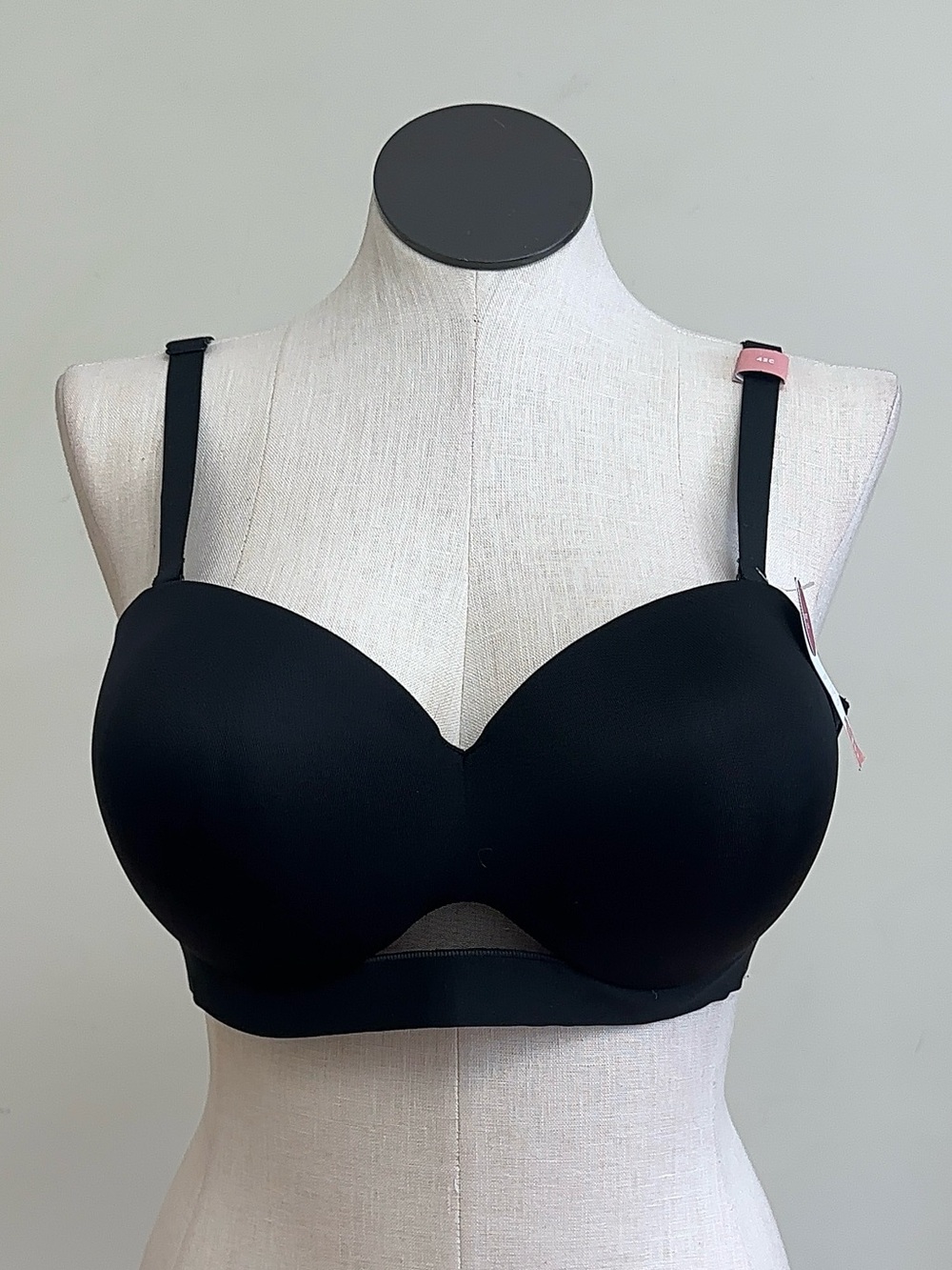 Cacique Lightly Lined Multi-Way Strapless Bra Black NWT 42C